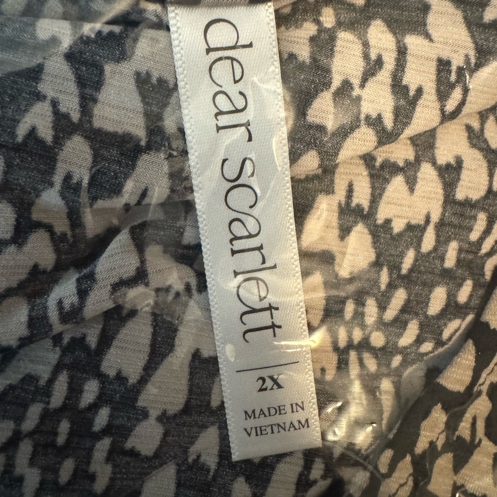 NWT Elegant Black and Cream Patterned Blouse Dear Scarlett women’s 2XL #84 - Picture 5 of 6